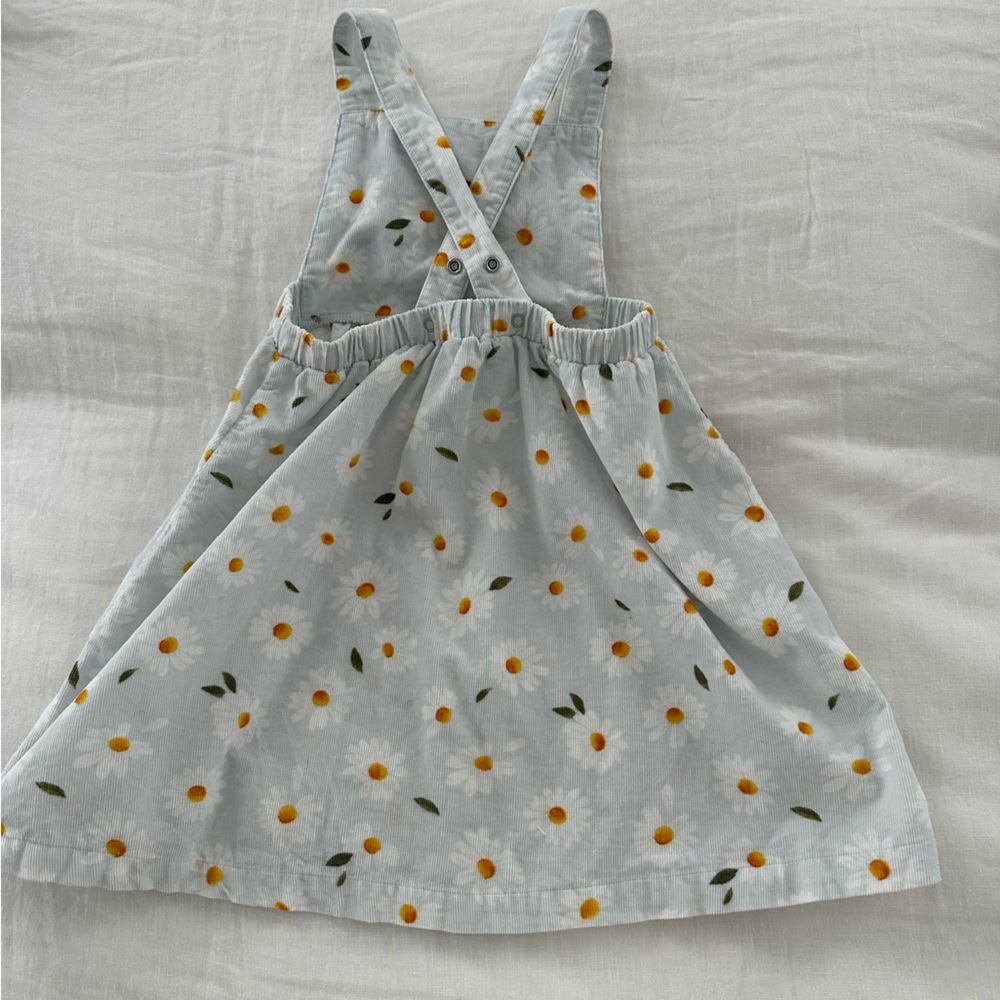 Super cute floral dress